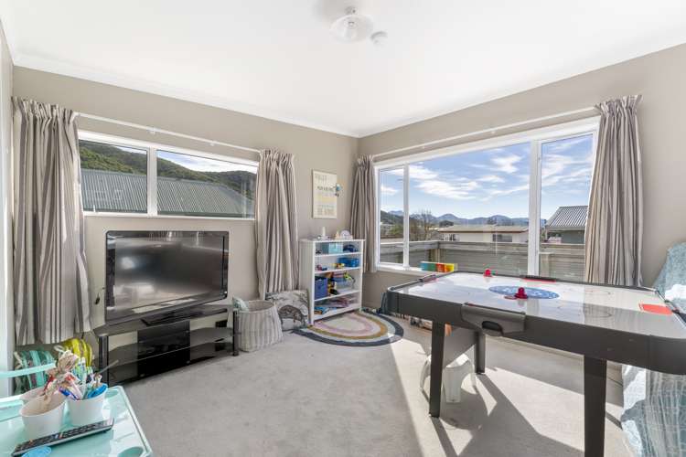 58 Beach Road Waikawa_8