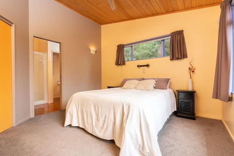 20c Dundas Road Riverside_14