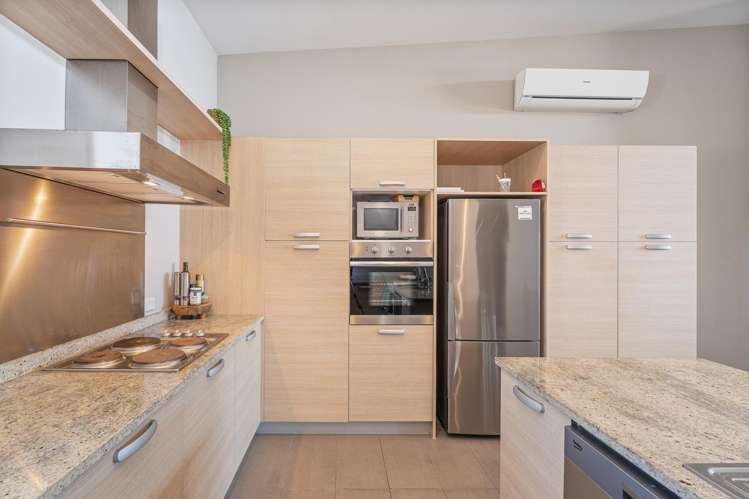 8/73 South Highway - Sovereign Pier Whitianga_6