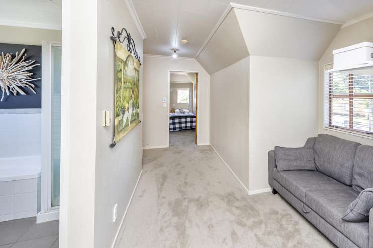 2 Tirimoana Place Otamatea_10