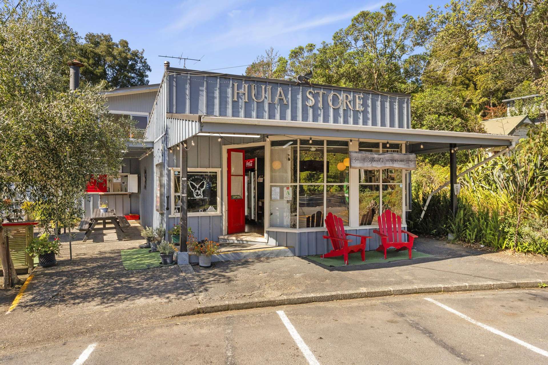 1194 Huia Road Huia_0