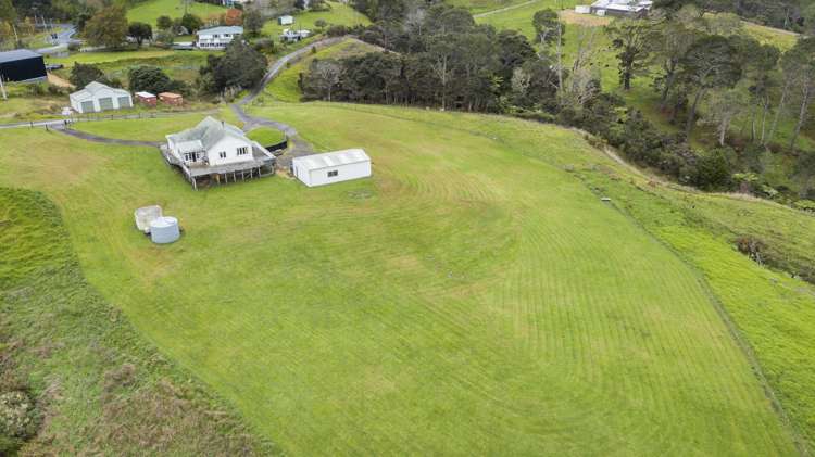 733B Ridge Road Riverhead_15