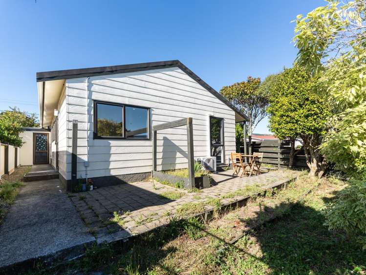 55 Beazley Avenue Paparangi_16