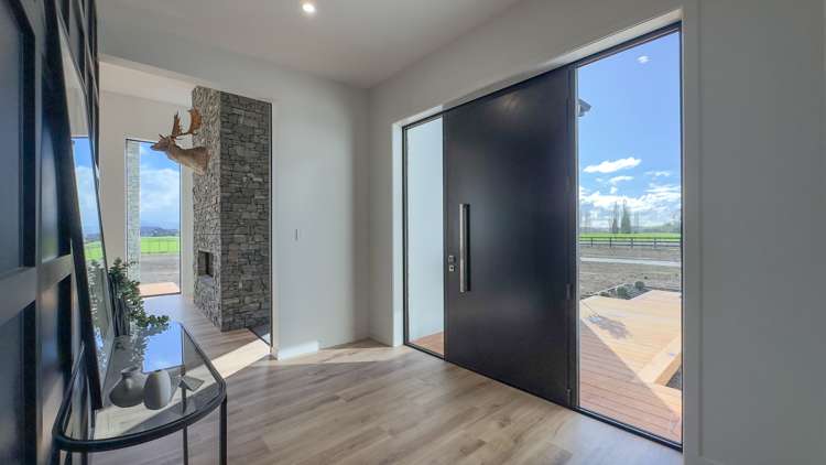 65 Livingstone Road Ngahinapouri_34