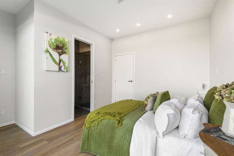 2/14 Williamson Avenue Belmont_13