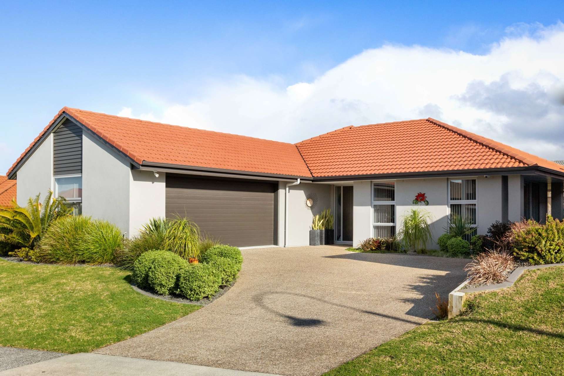 14 Gleneagles Drive Aongatete Western Bay Of Plenty Houses for