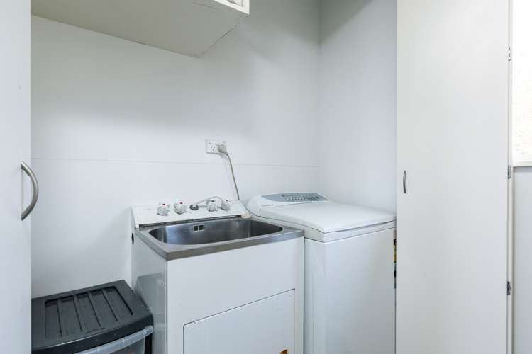 14 Gill Crescent Redwoodtown_10