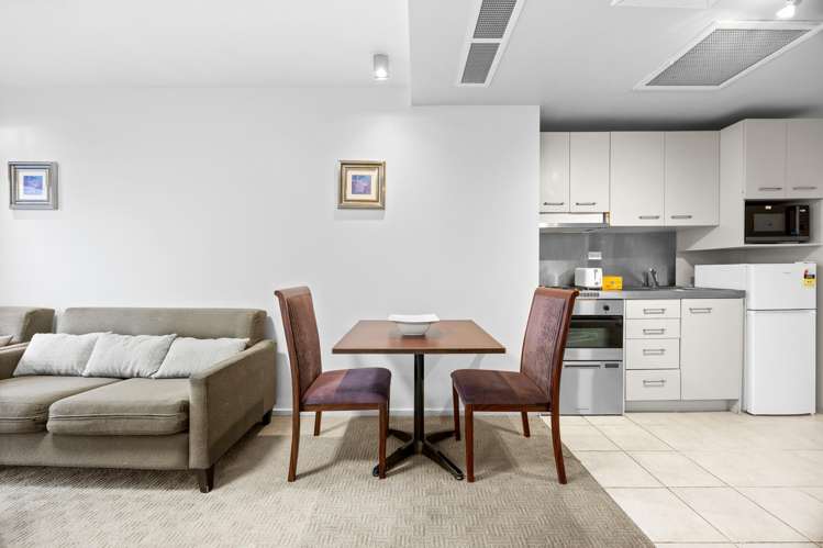 312/188 Hobson Street_4