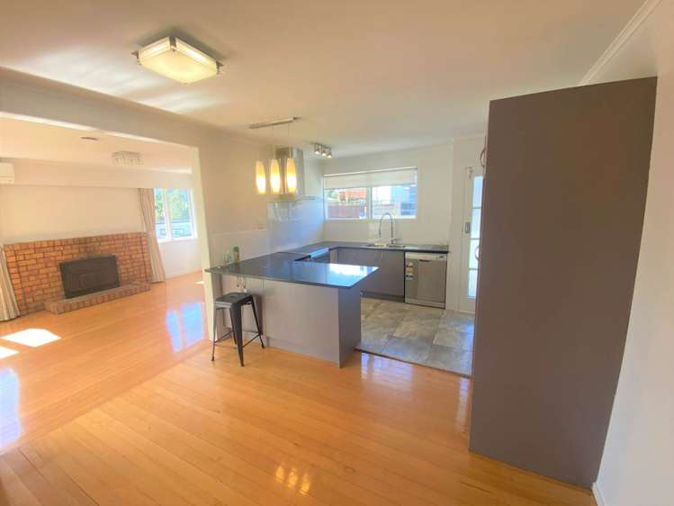 303a Hillsborough Road Hillsborough_6