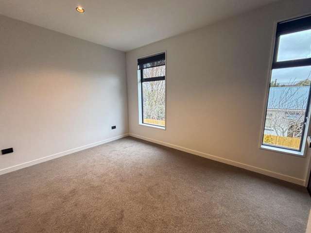 2/127 Lyttelton Street 10222_2