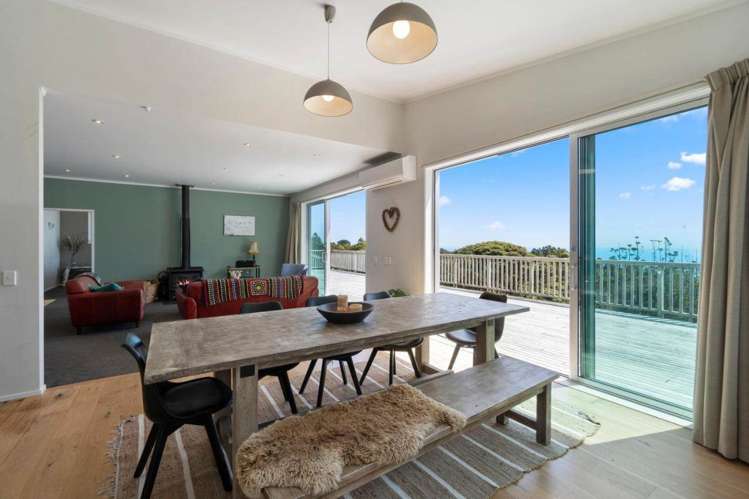 138 Piha Road Piha_5