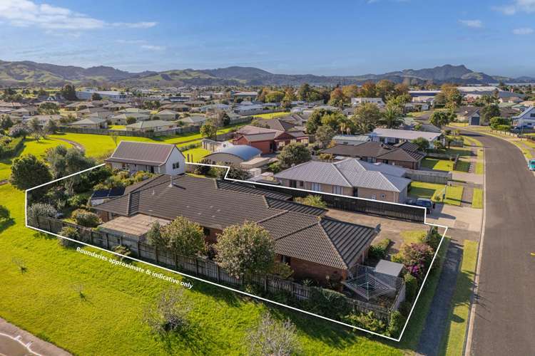 51 Cholmondeley Crescent Whitianga_20
