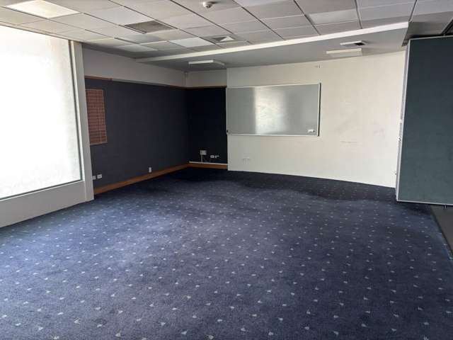 160 Oxford Street Levin_1