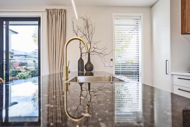 25 Salford Street Windsor_7