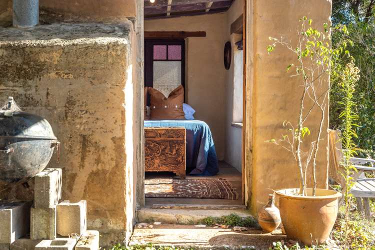 175 Orapiu Road Waiheke Island_24