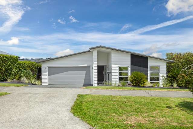 Architectural Calm | Contemporary Welcome