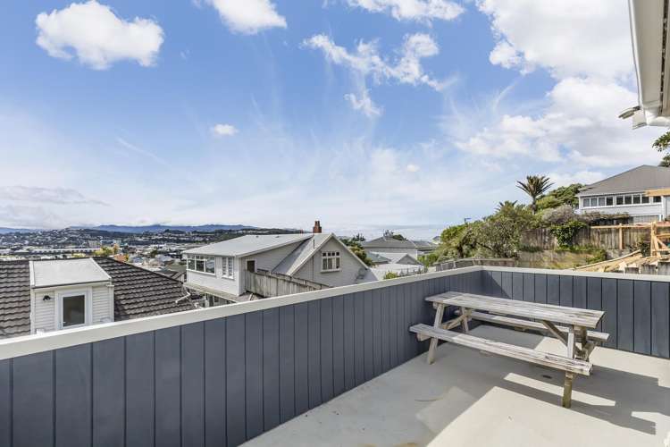78C Queens Drive Lyall Bay_16