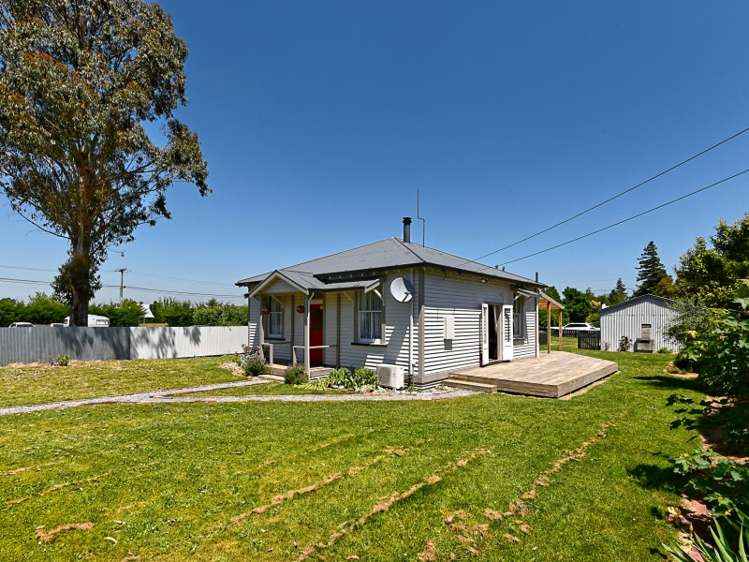 47 West Coast Road Sheffield_17