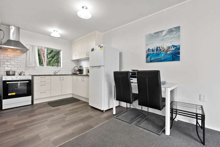 1/20 Challen Close Conifer Grove_6