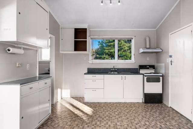 86E Weld Street Redwoodtown_4