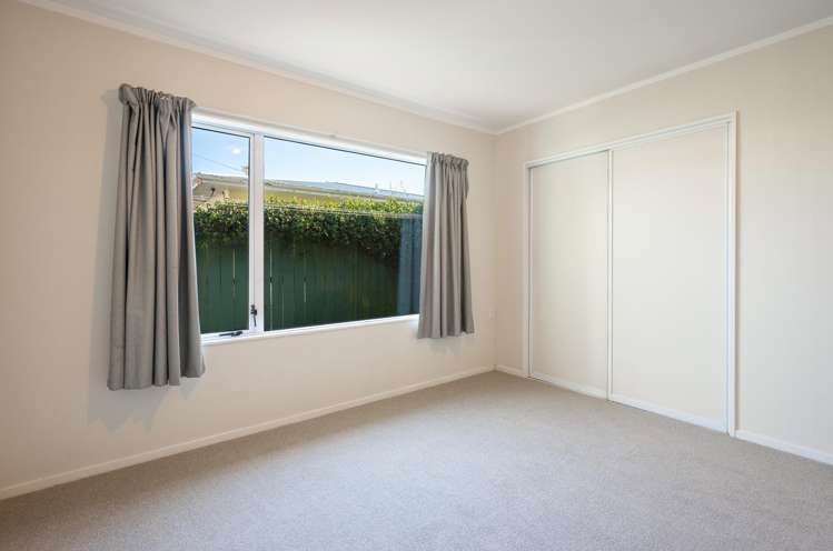 5a Parkers Road_5