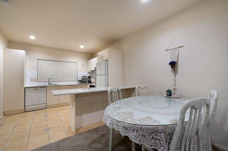 14 Butia Avenue Henderson_5