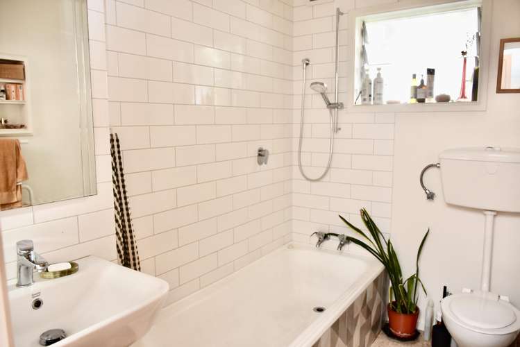 2/13 Kaimata Street St Heliers_5