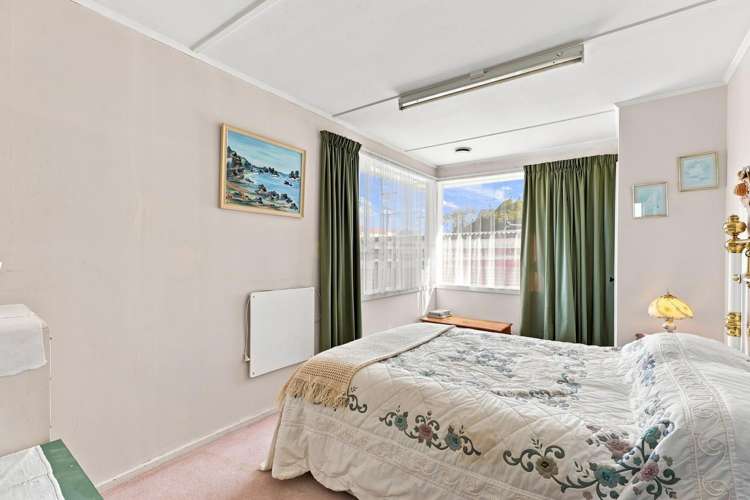 10 Columba Avenue Calton Hill_11
