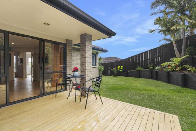 12 Bloomfield Rise Stanmore Bay_17