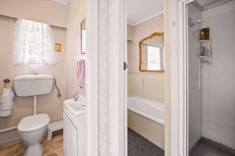 803 Richmond Street Thames_13