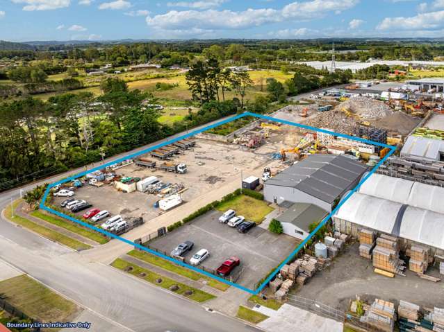 Standalone industrial building with 6,600m&sup2; yard