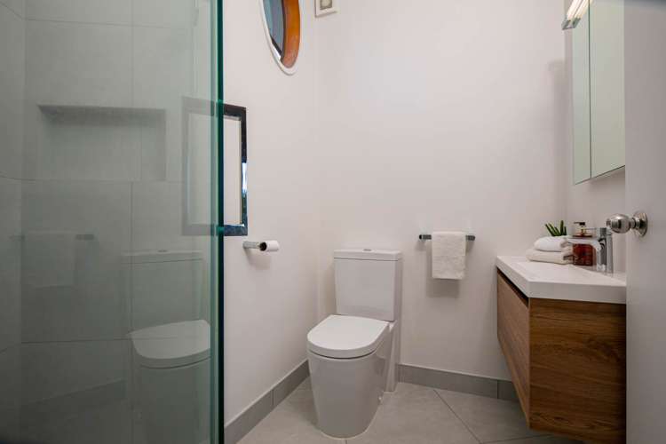 32 Braemar Road Castor Bay_13