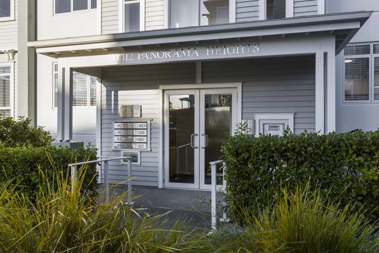 90 Panorama Heights Orewa_16