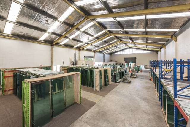 147 McLeod Road, Te Atatu Te Atatu South_3