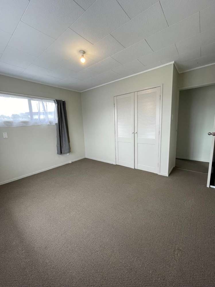 1/20 Landsdale Place Massey_7