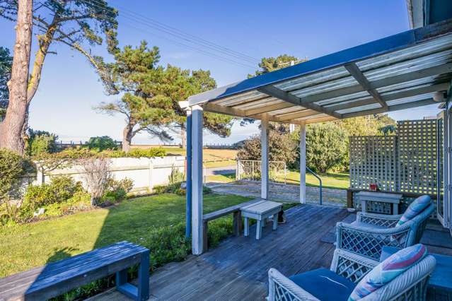 8 Chamberlain Avenue Amberley_1