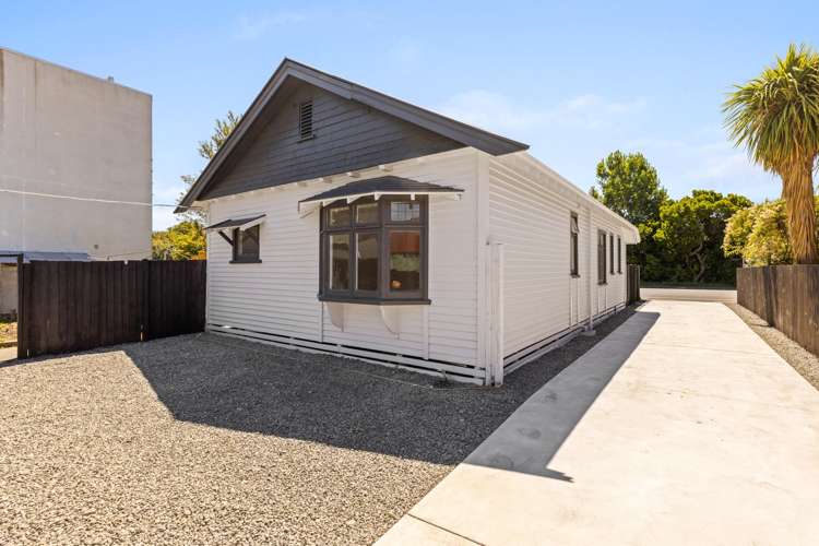 91A & 91 Garlands Road Hillsborough_17