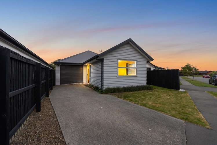 10 Sharman Place Wigram_11