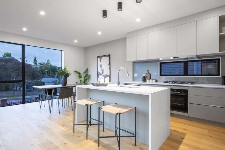 1 Weetman Drive Browns Bay_25