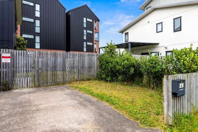 4 Eileen Newey Place Henderson_12