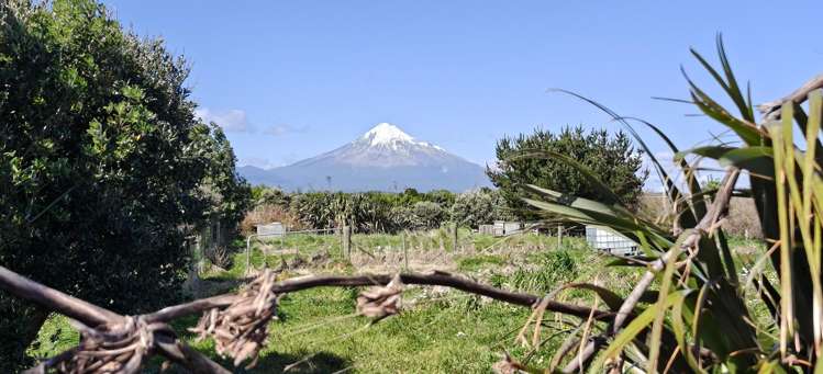 150 Stent Road Okato_14