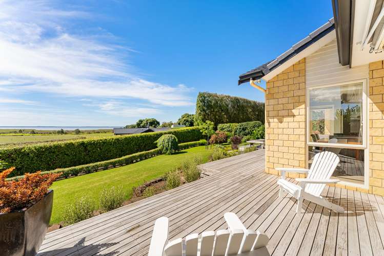 249 Walker Road East Aongatete_11