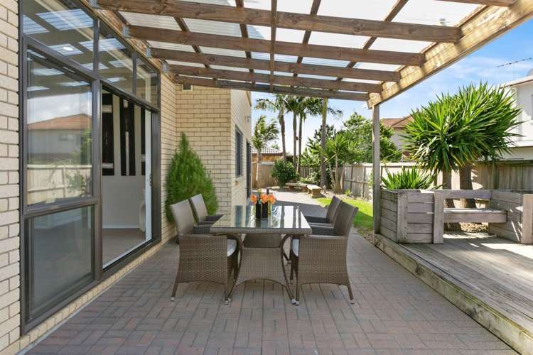 2 Allerton Place Wattle Downs_8