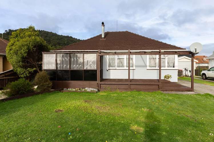 96 Hall Street Cobden_12