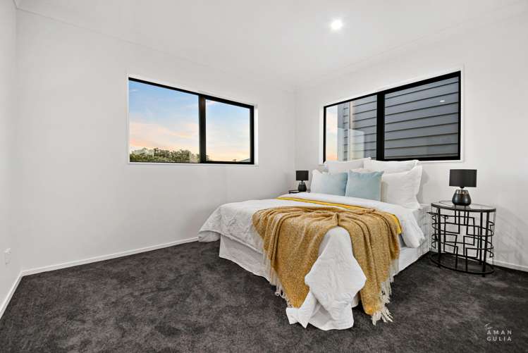 75 Titirangi Road New Lynn_11