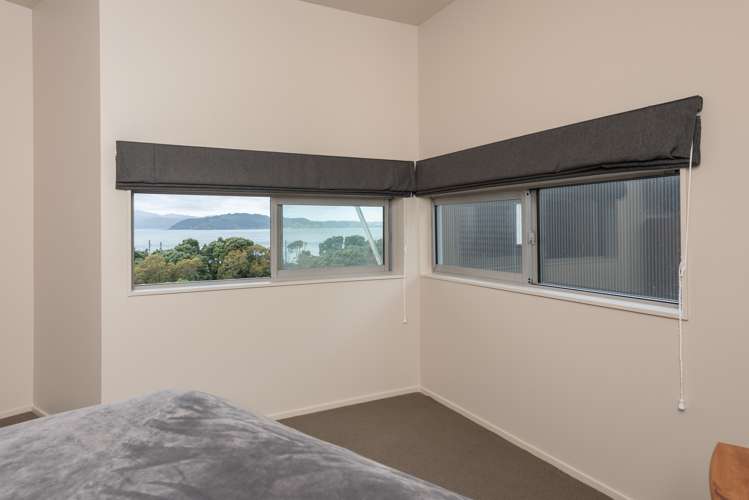 10/2 Onslow Road Khandallah_5