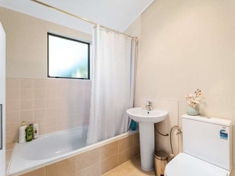 1/264 Grounsell Crescent Belmont_2