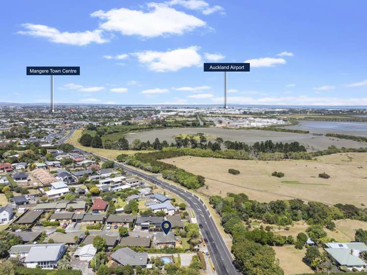 99 Wallace Road Mangere Bridge_17