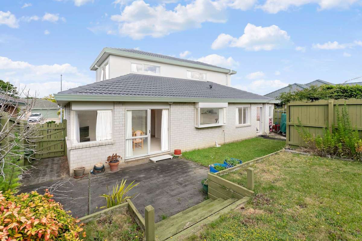 1/19 Ambleside Drive_3