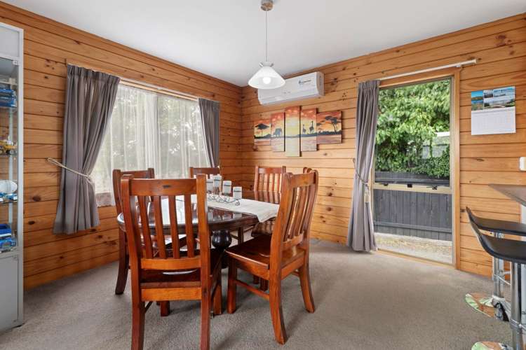 6 Hadley Wood Drive Wattle Downs_9